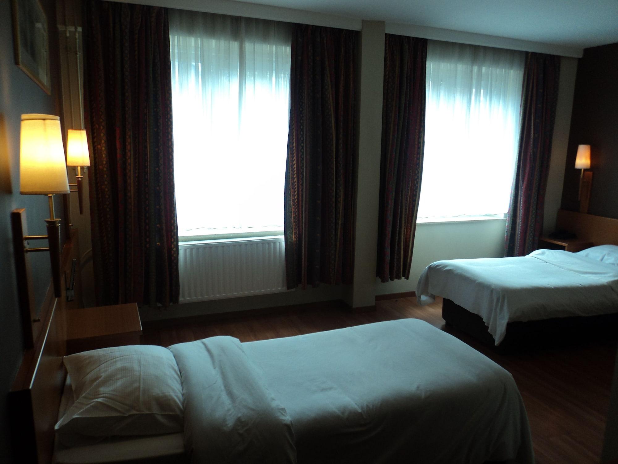 Albert Hotel Saint-Josse-ten-Noode Ngoại thất bức ảnh