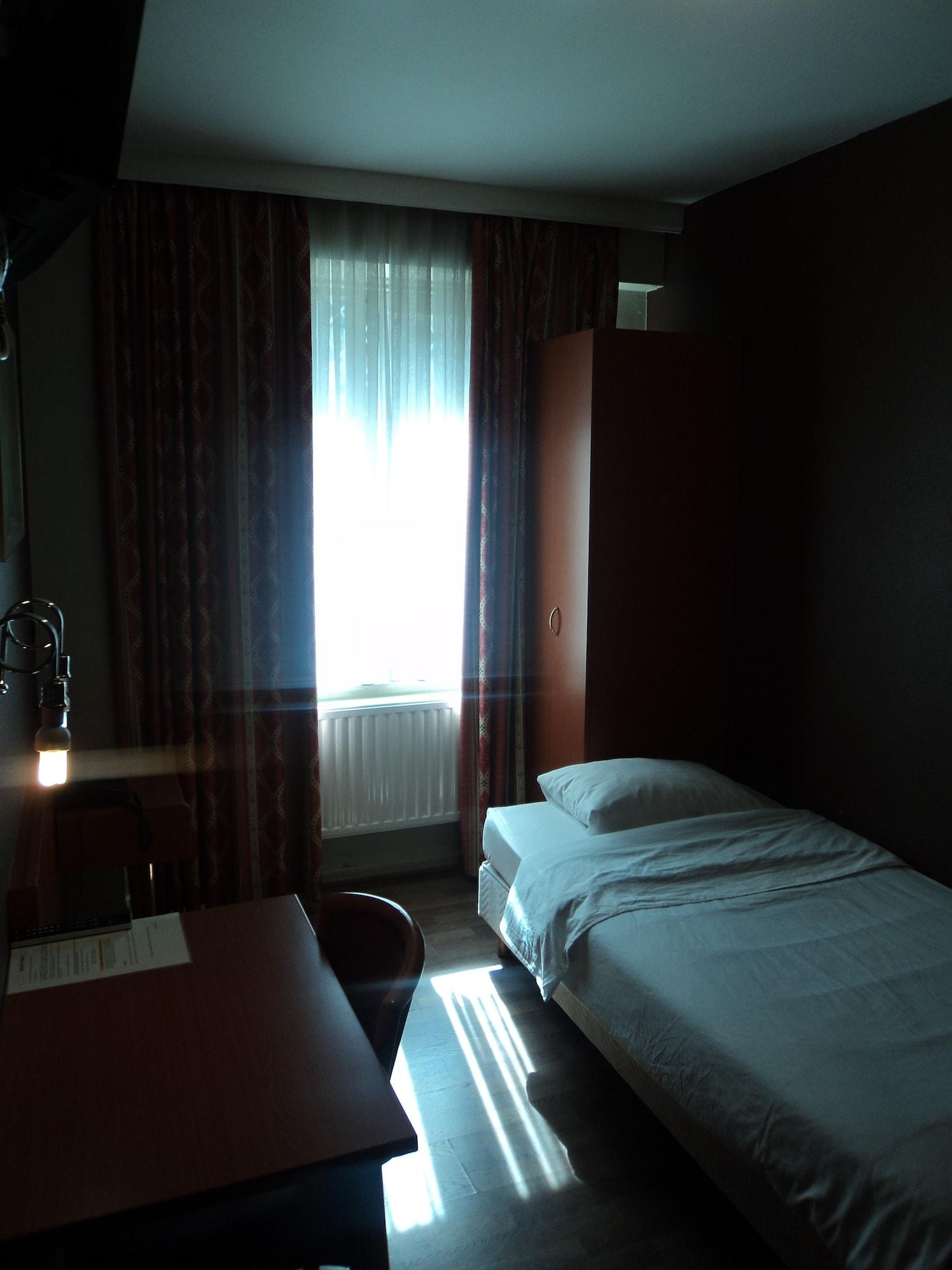 Albert Hotel Saint-Josse-ten-Noode Ngoại thất bức ảnh